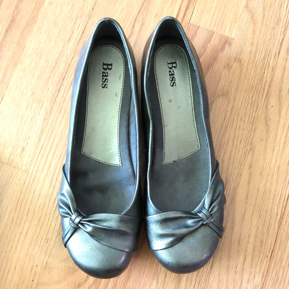 Bass Pewter Wedge Flats